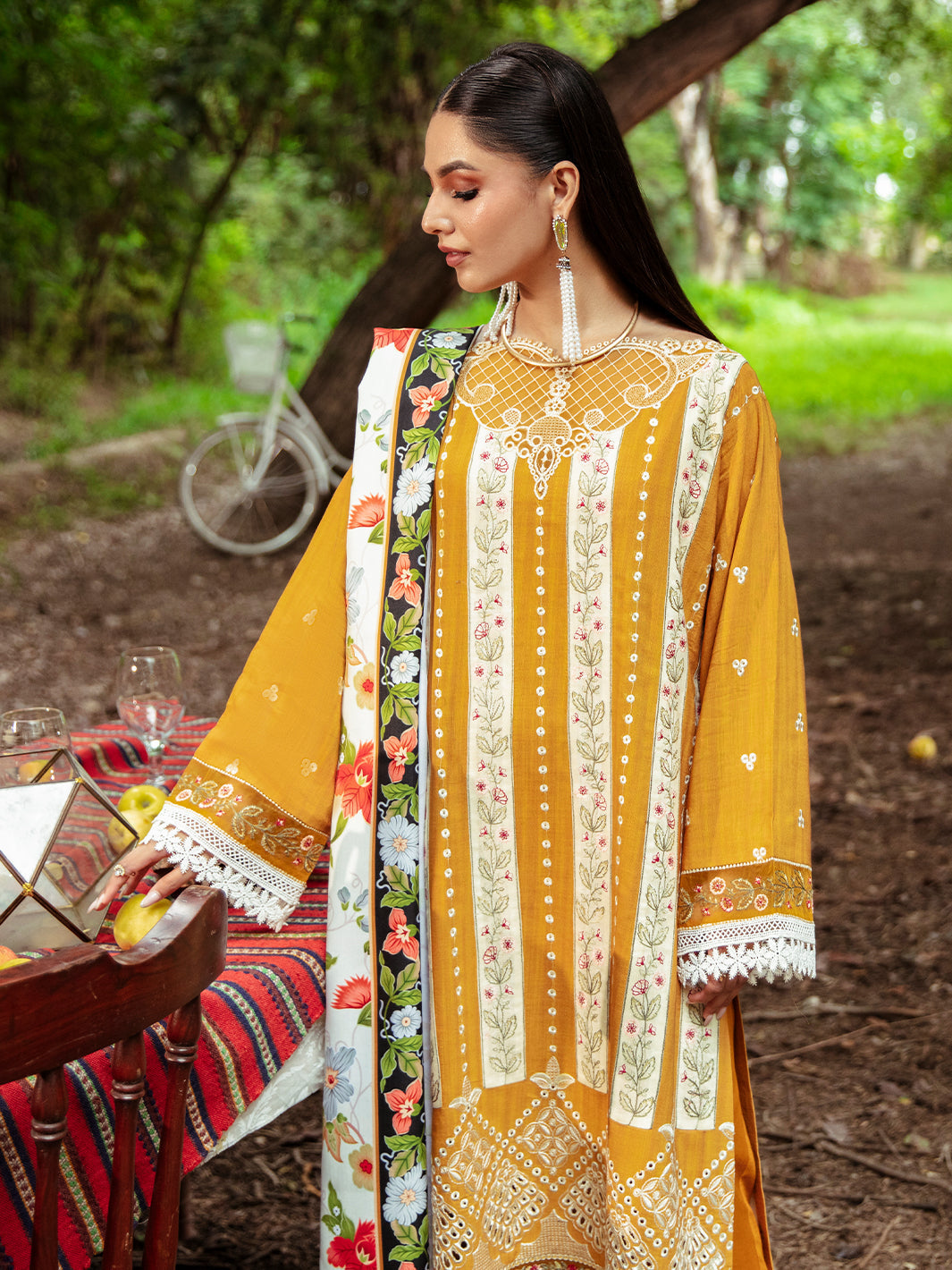Mahnur | Hazel Winter 24 | ELYSE - Official Mahnur stockist in UK - Sakeena London