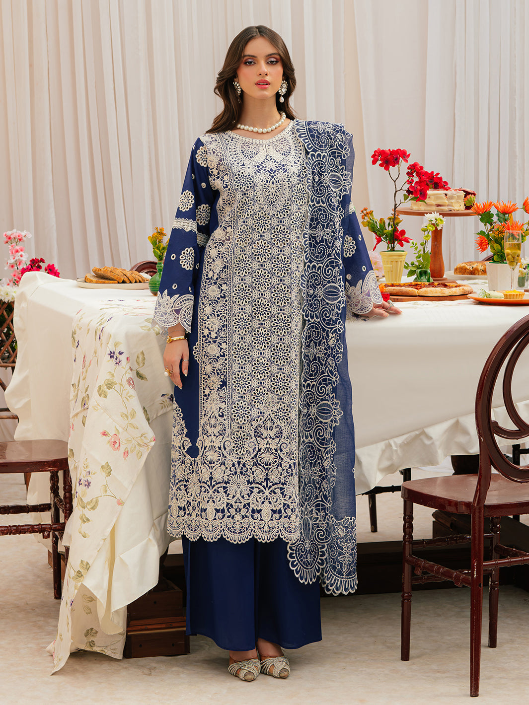 Mahnur | Allenura Luxury Lawn 24 | ELYSIUM - Official Mahnur stockist in UK - Sakeena London
