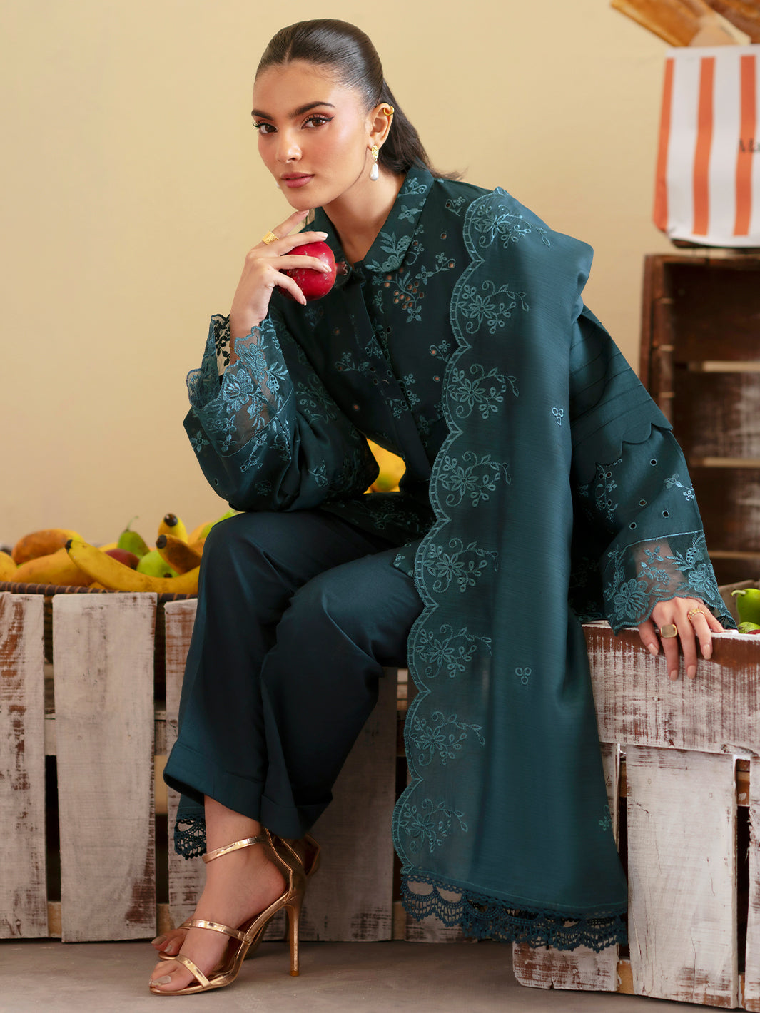 Mahnur | Ember Lawn 26 | EM-014