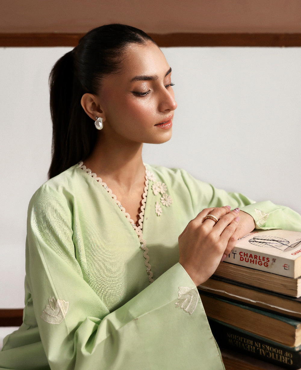 Republic Womenswear | Essentials Pre Fall | Amelle - Official Republic Womenswear stockist in UK - Sakeena London