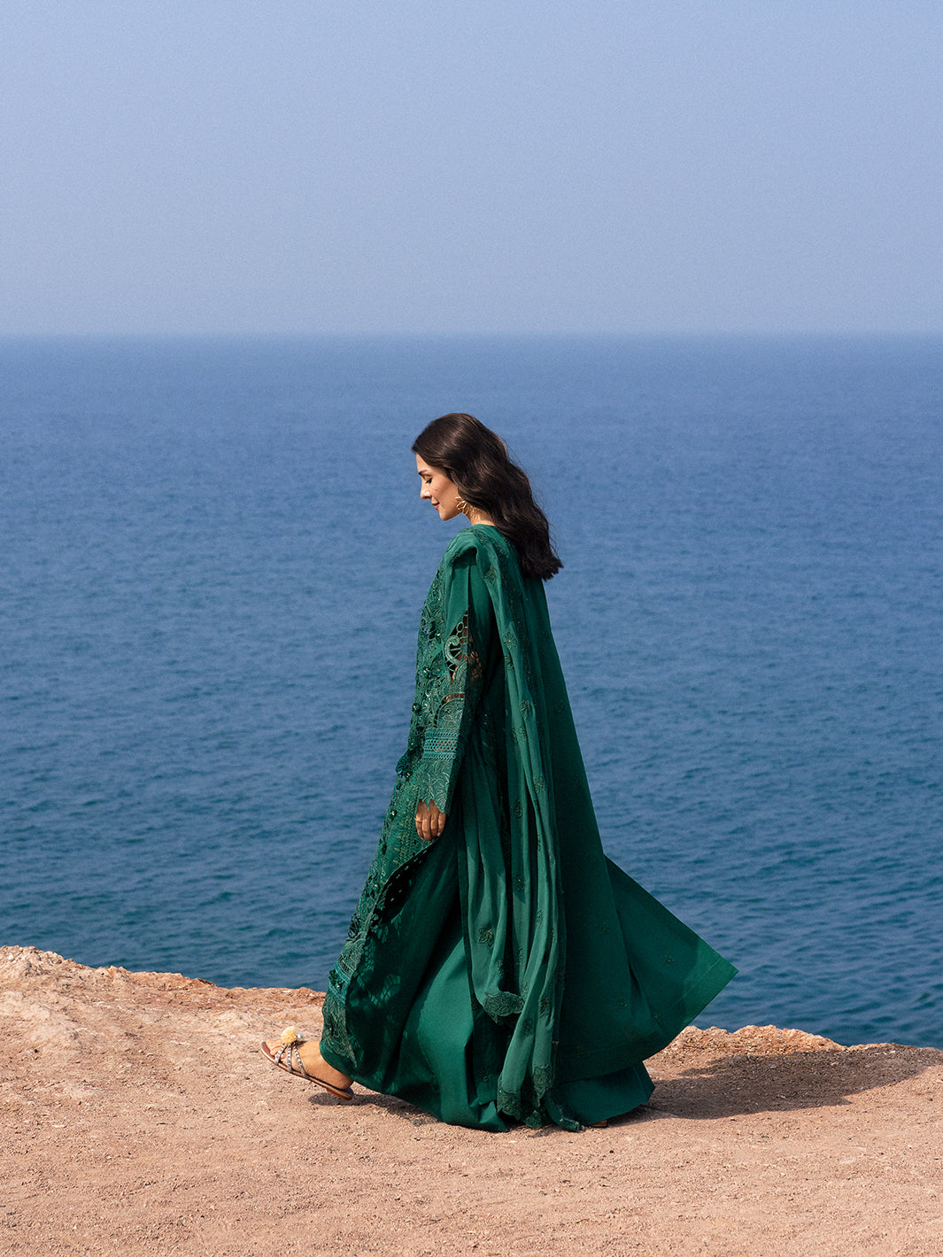 Mahnur | Sirena Luxury Lawn 25 | Eirene - Official Mahnur stockist in UK - Sakeena London
