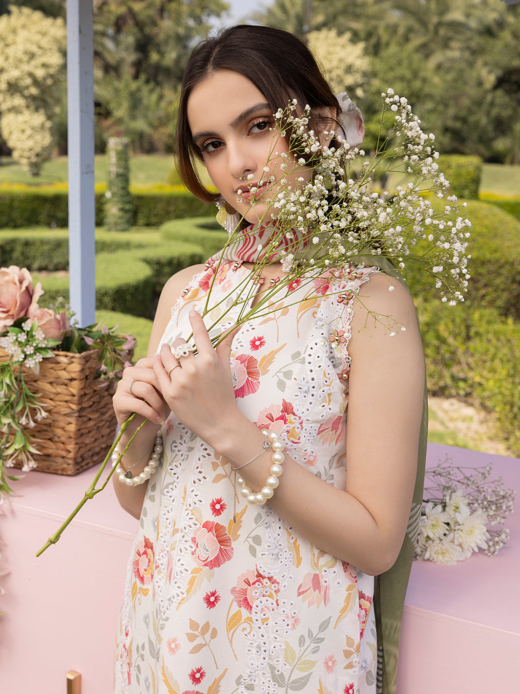 Izel | Oh Spring Lawn 25 | ELOWEN - Official Izel stockist in UK - Sakeena London