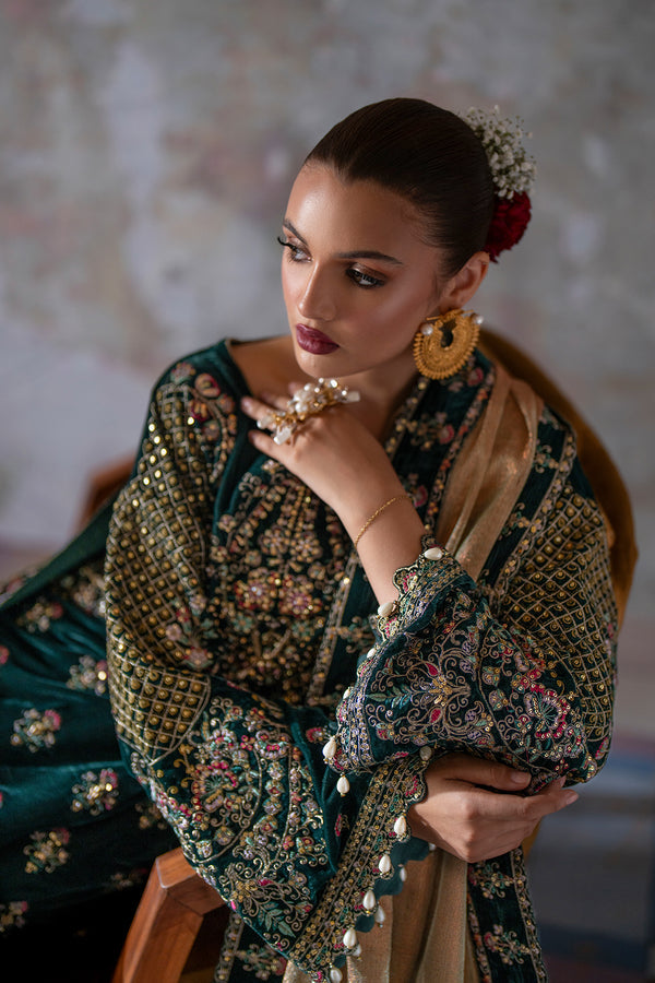 Emaan Adeel | Saanjh Velvet Collection 24 | Nisha - Official Emaan Adeel stockist in UK - Sakeena London