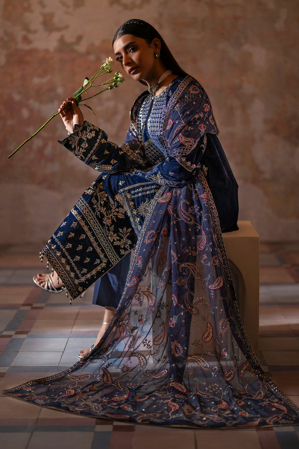 Emaan Adeel | Saanjh Velvet Collection 24 | Roshni - Official Emaan Adeel stockist in UK - Sakeena London