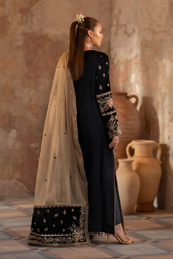 Emaan Adeel | Saanjh Velvet Collection 24 | Ishaan - Official Emaan Adeel stockist in UK - Sakeena London