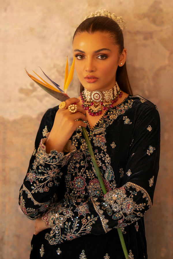 Emaan Adeel | Saanjh Velvet Collection 24 | Ishaan - Official Emaan Adeel stockist in UK - Sakeena London