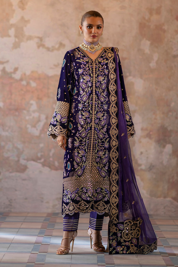 Emaan Adeel | Saanjh Velvet Collection 24 | Aroosh - Official Emaan Adeel stockist in UK - Sakeena London