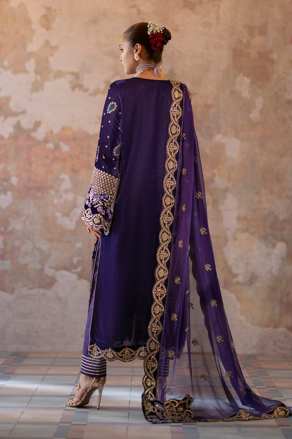 Emaan Adeel | Saanjh Velvet Collection 24 | Aroosh - Official Emaan Adeel stockist in UK - Sakeena London