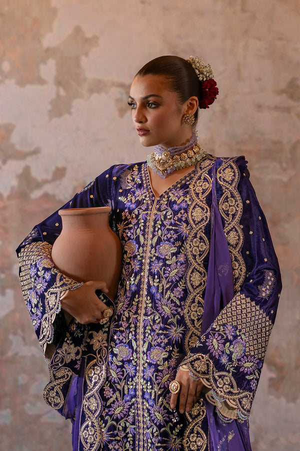Emaan Adeel | Saanjh Velvet Collection 24 | Aroosh - Official Emaan Adeel stockist in UK - Sakeena London