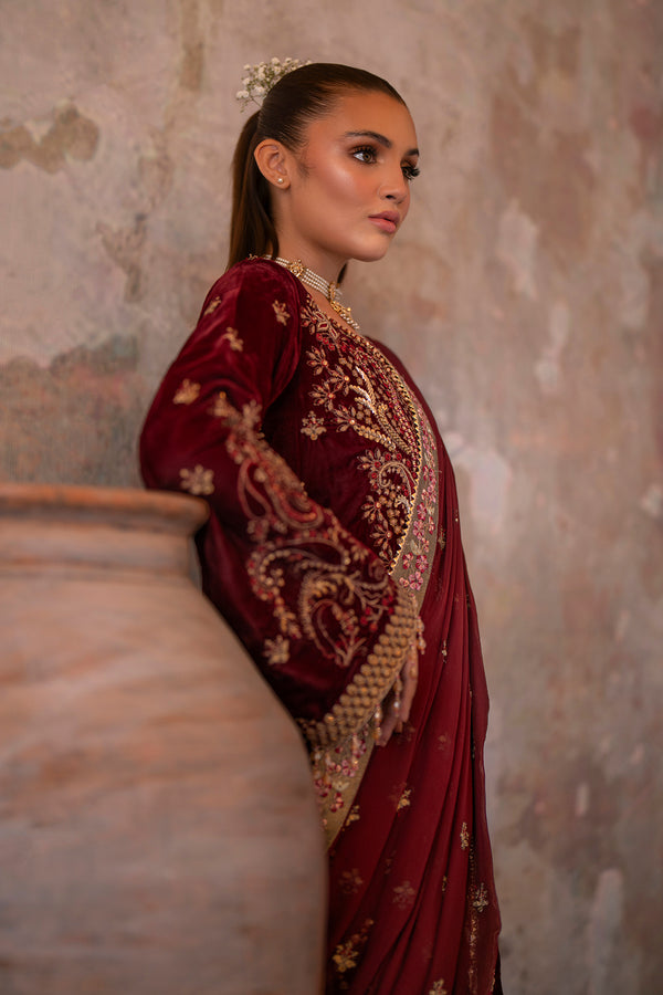Emaan Adeel | Saanjh Velvet Collection 24 | Tara - Official Emaan Adeel stockist in UK - Sakeena London