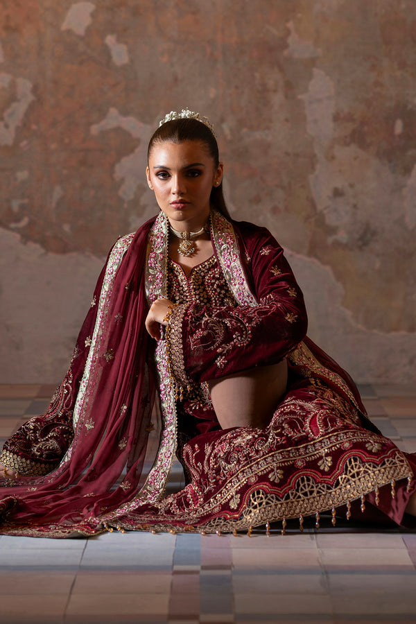 Emaan Adeel | Saanjh Velvet Collection 24 | Tara - Official Emaan Adeel stockist in UK - Sakeena London