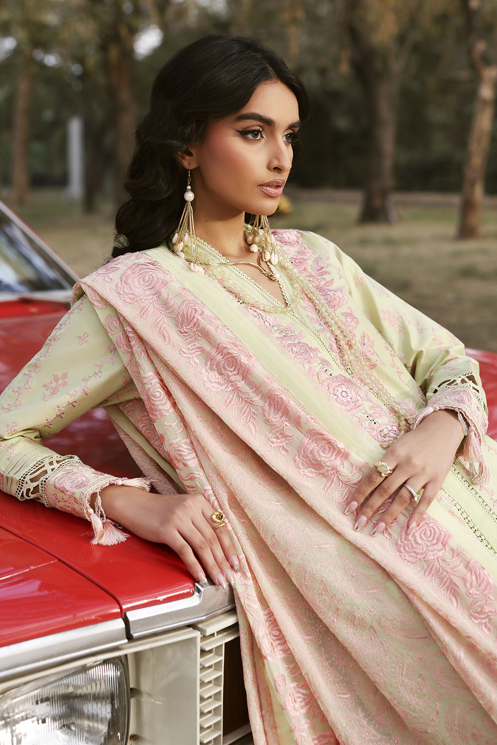 Gul Ahmed | Luxury Lawn 26 | PM-62016