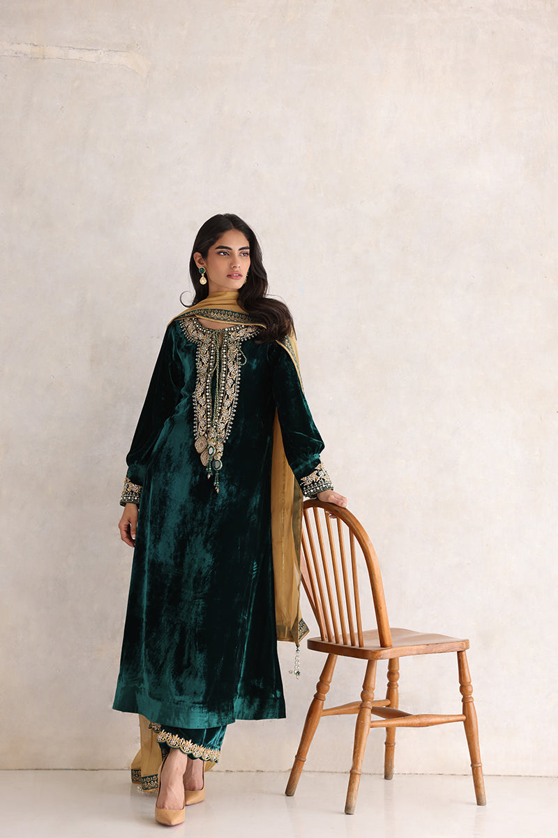 Sana Abbas | Velvet Formals | ESRA - Official Sana Abbas stockist in UK - Sakeena London