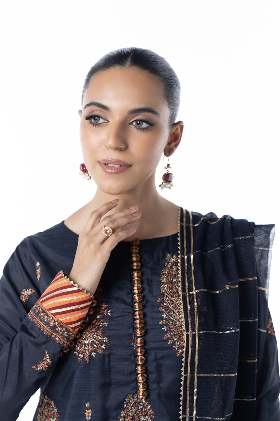 Al Karam | Winter 24 | F3-16E-24 - Official Alkaram stockist in UK - Sakeena London