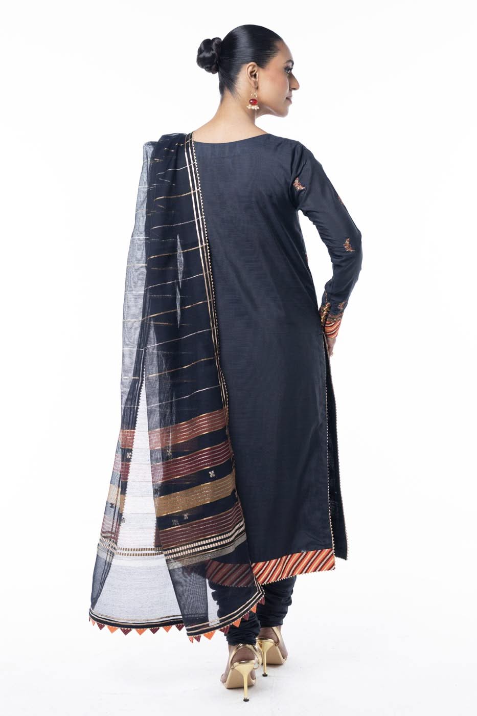 Al Karam | Winter 24 | F3-16E-24 - Official Alkaram stockist in UK - Sakeena London