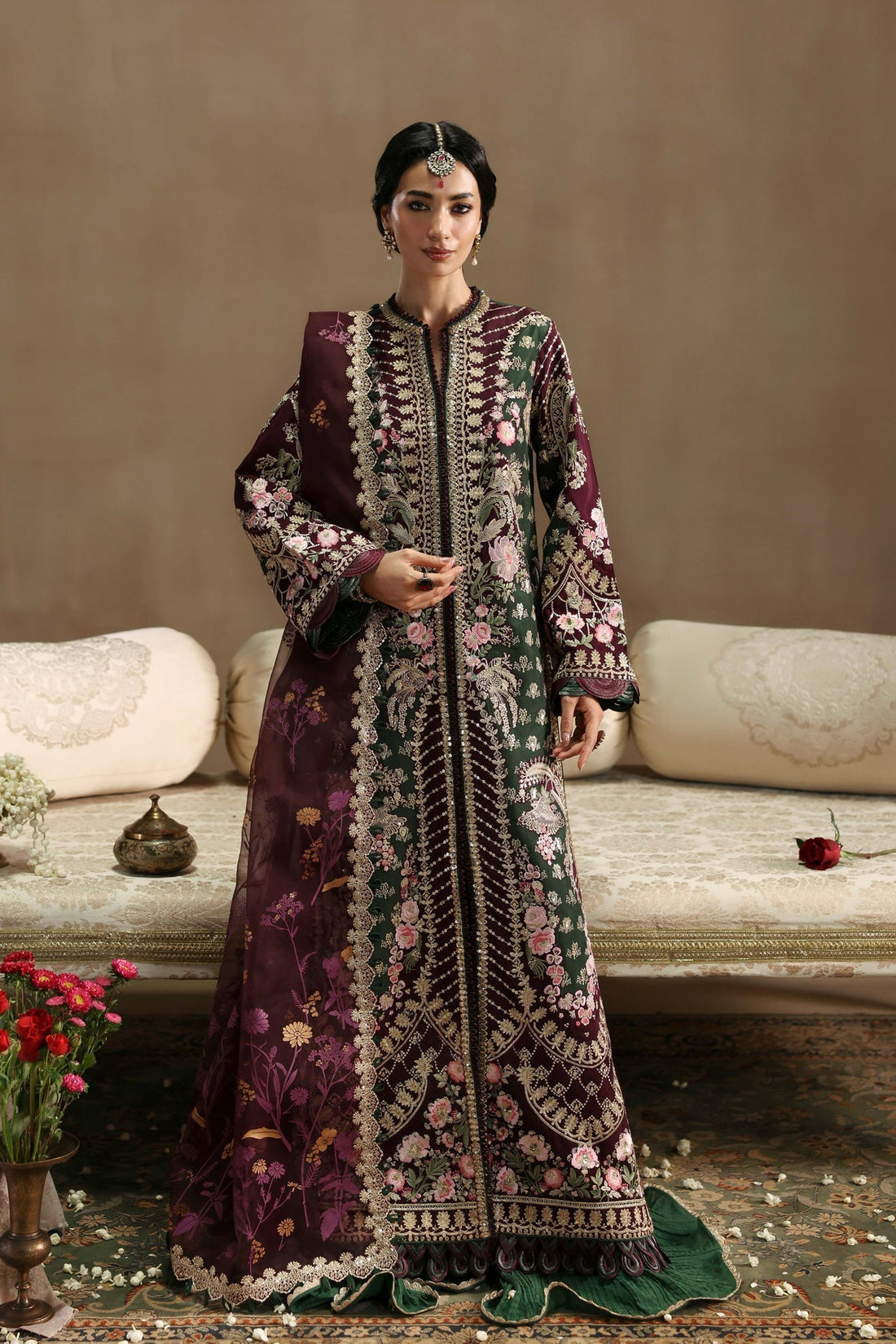 Sable Vogue | Festive 25 | FC-01-25 - Official Sable Vogue stockist in UK - Sakeena London
