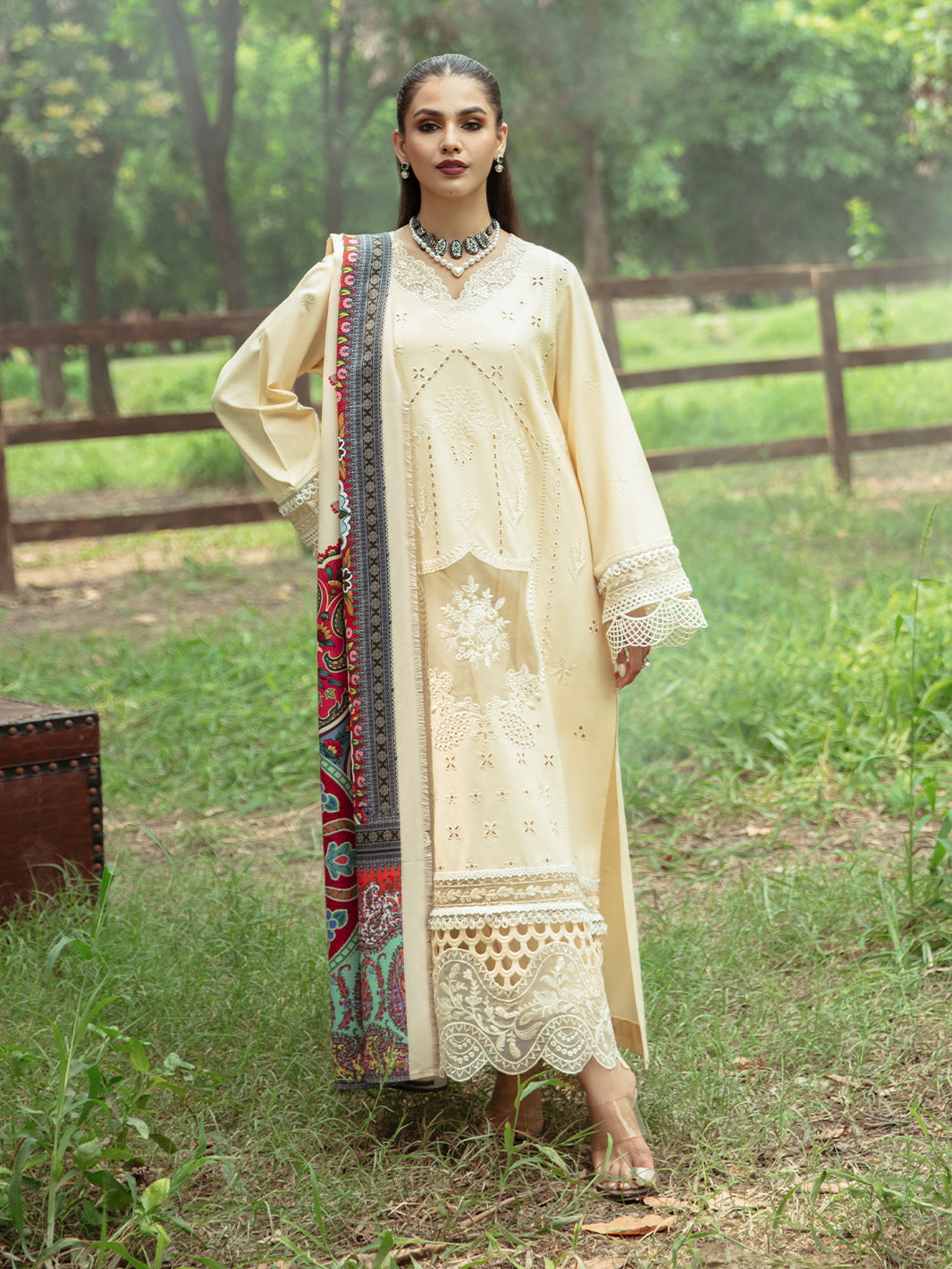 Mahnur | Hazel Winter 24 | FLEICITE - Official Mahnur stockist in UK - Sakeena London