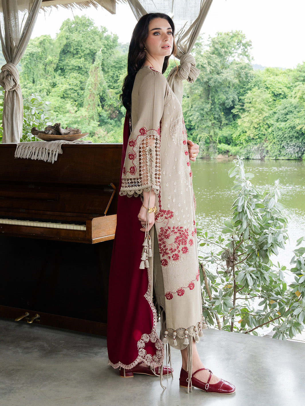 Faiza Faisal | Dastaan Khaddar 25 | AILEEN - Official Faiza Faisal stockist in UK - Sakeena London