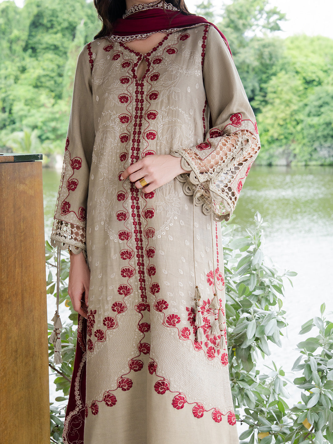 Faiza Faisal | Dastaan Khaddar 25 | AILEEN - Official Faiza Faisal stockist in UK - Sakeena London