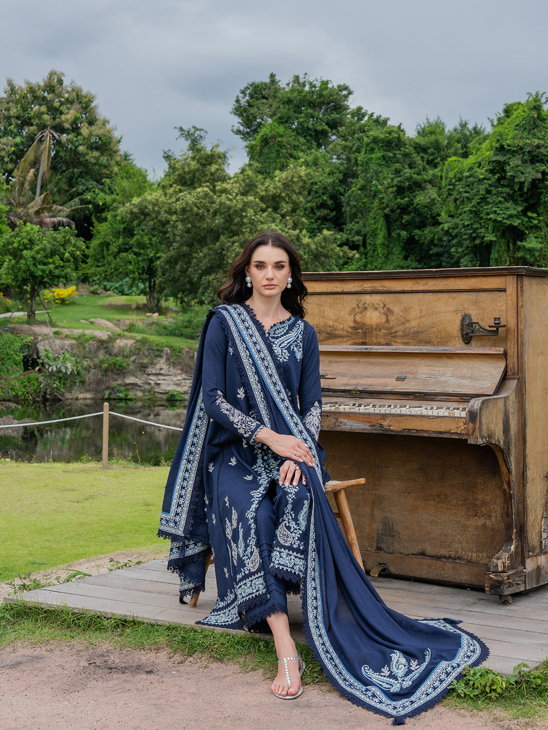 Faiza Faisal | Hoor Karandi | HANEEN - Official Faiza Faisal stockist in UK - Sakeena London