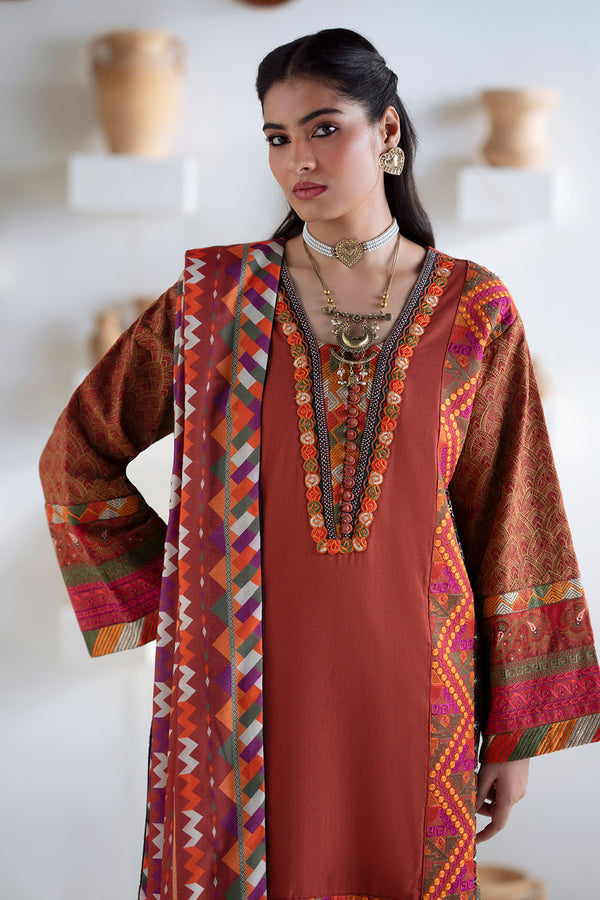 Maryum N Maria | Noore Winters 25 | 3 Piece Embroidered Khaddar BADRAI - FSU5673 - Official Maryum N Maria stockist in UK - Sakeena London