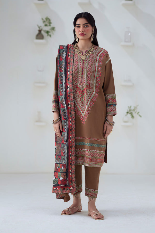 Maryum N Maria | Noore Winters 25 | 3 Piece Embroidered Khaddar GHUNCHA - FSU5674 - Official Maryum N Maria stockist in UK - Sakeena London