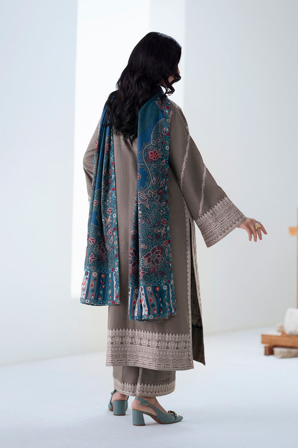 Maryum N Maria | Noore Winters 25 | 3 Piece Embroidered Khaddar ANGEZA - FSU5679 - Official Maryum N Maria stockist in UK - Sakeena London