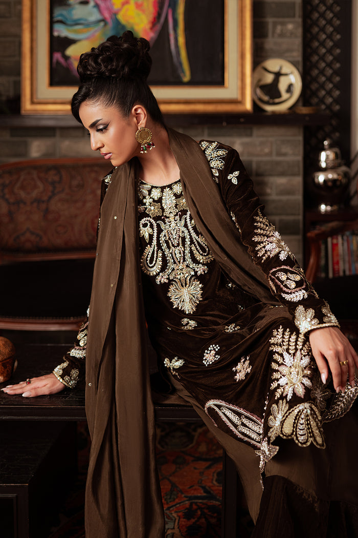 Saira Rizwan | Velvet Pret 25 | GURR-SRVP25-09 - Official Saira Rizwan stockist in UK - Sakeena London