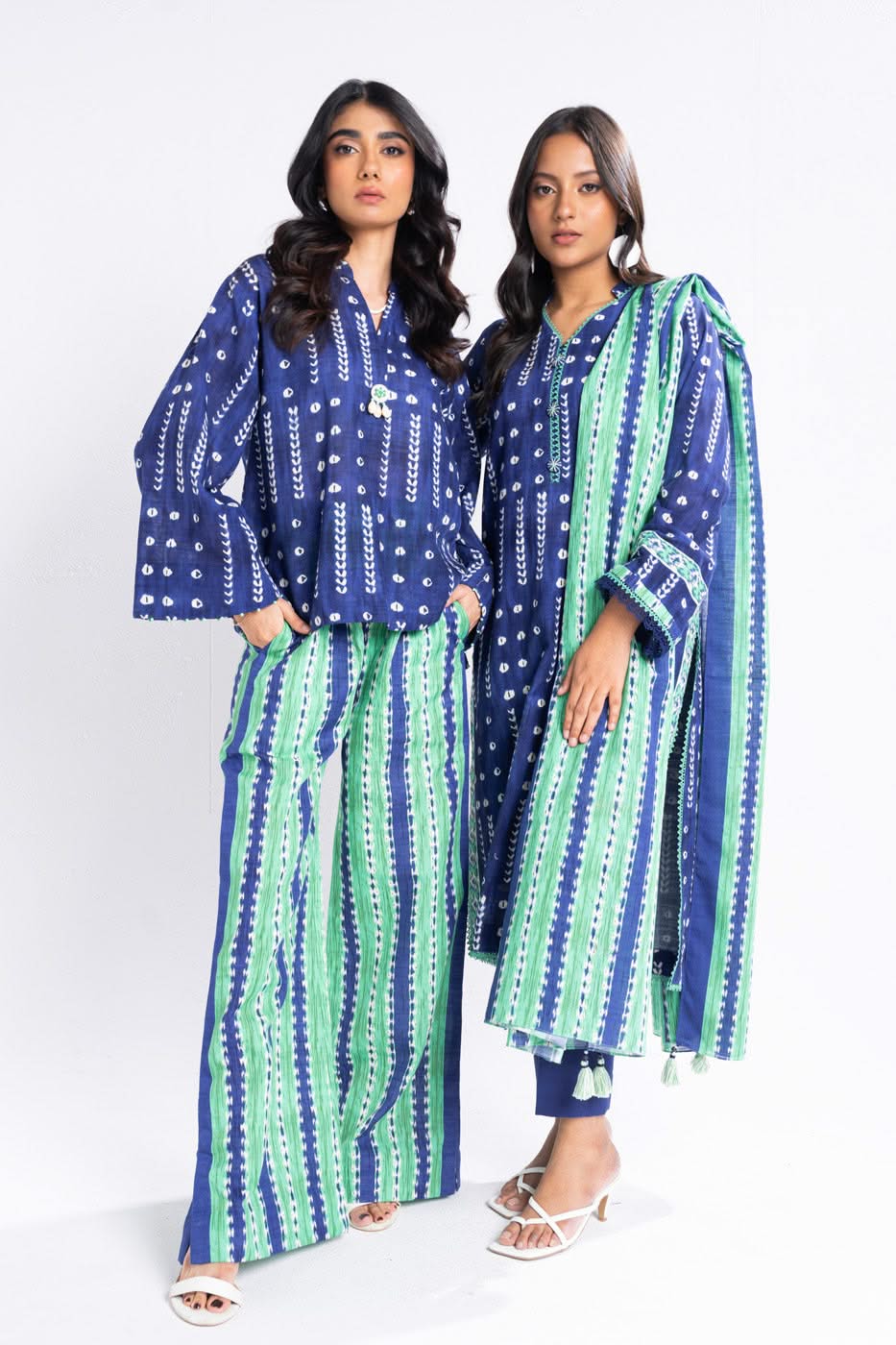 Al Karam | Winter 24 | PF-16.1-24 - Official Alkaram stockist in UK - Sakeena London