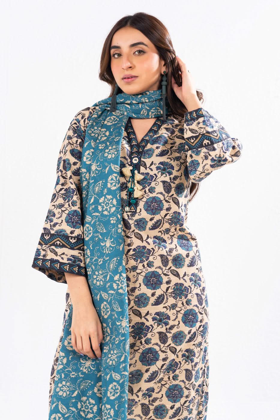 Al Karam | Winter 24 | FW-17.1-24 - Official Alkaram stockist in UK - Sakeena London
