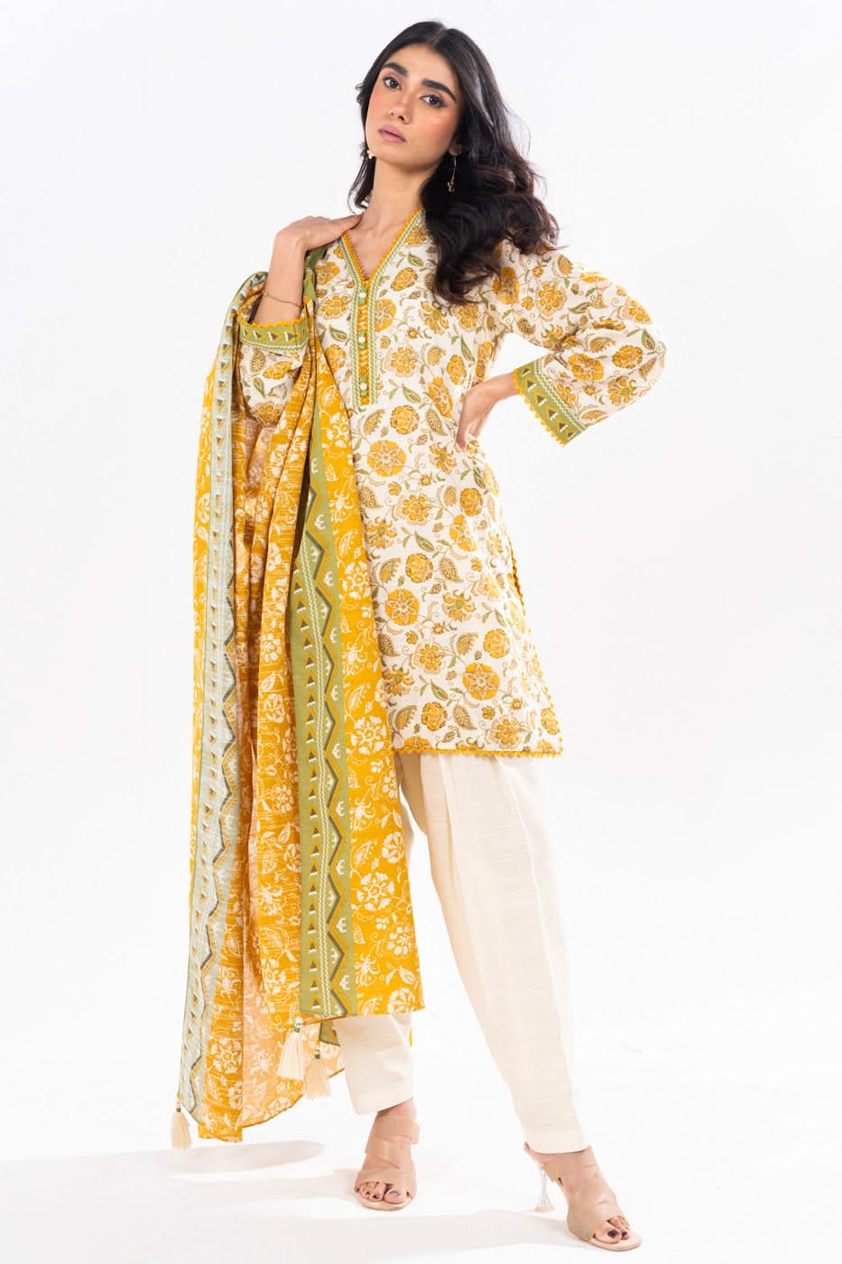 Al Karam | Winter 24 | FW-17.1-24 - Official Alkaram stockist in UK - Sakeena London