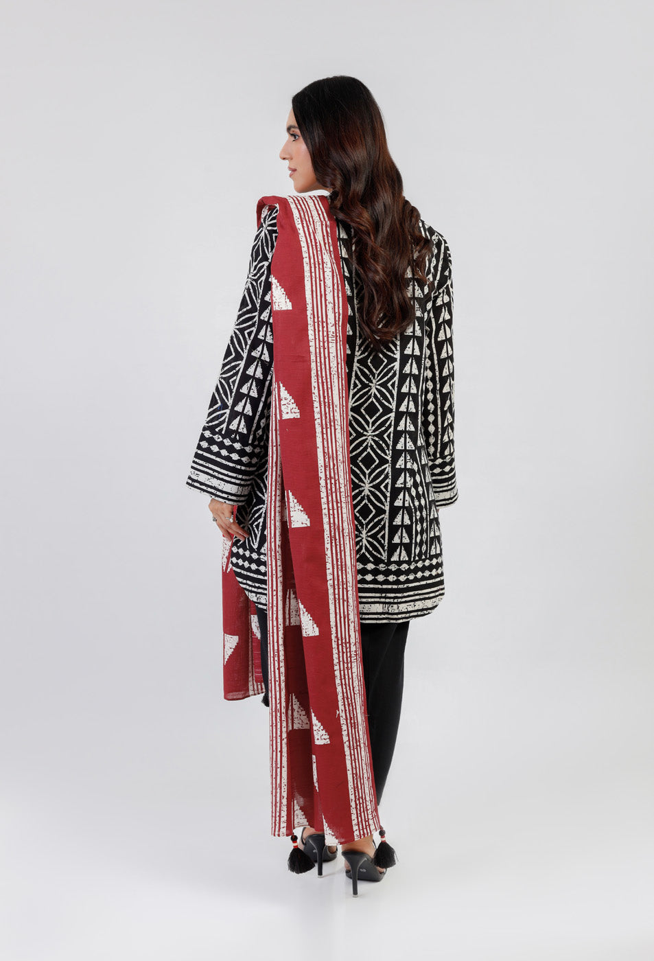 Al Karam | Winter 24 | FW-18.1-24 - Official Alkaram stockist in UK - Sakeena London