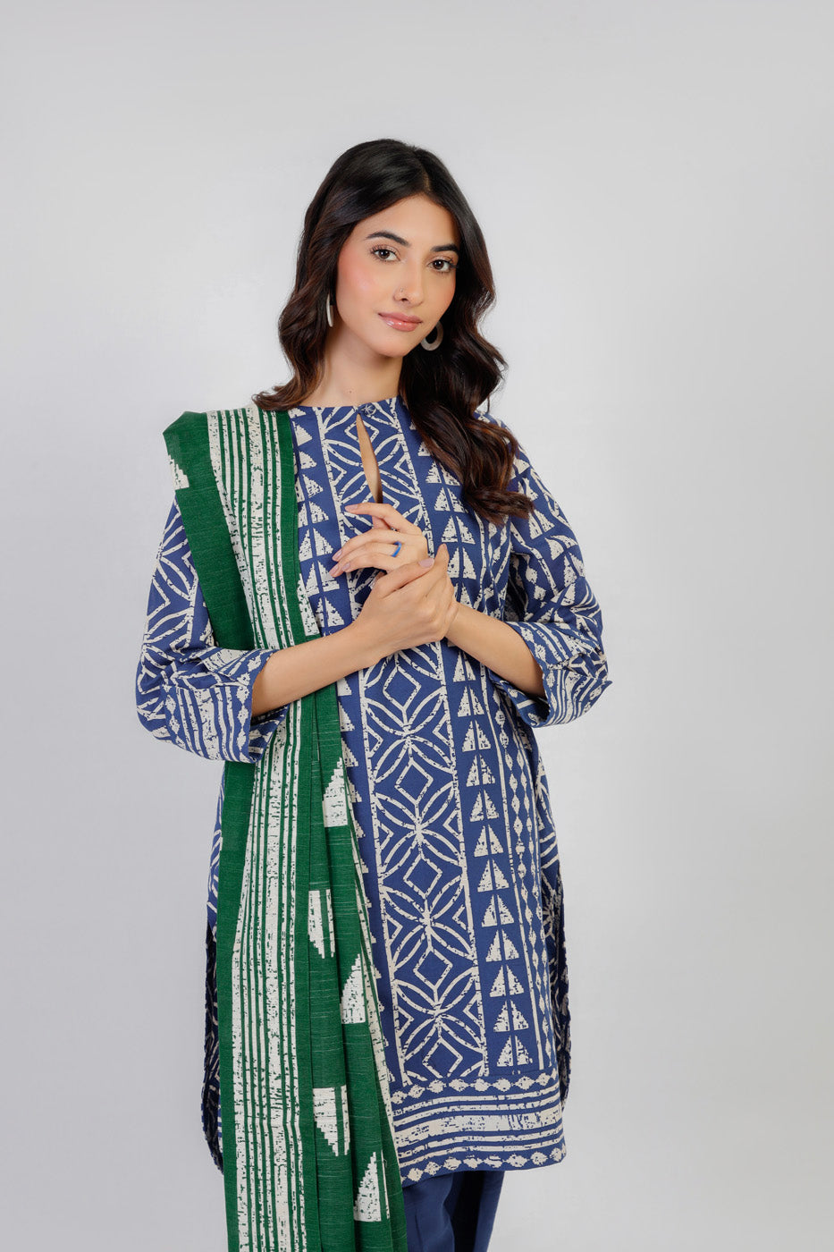 Al Karam | Winter 24 | FW-18.1-24 - Official Alkaram stockist in UK - Sakeena London