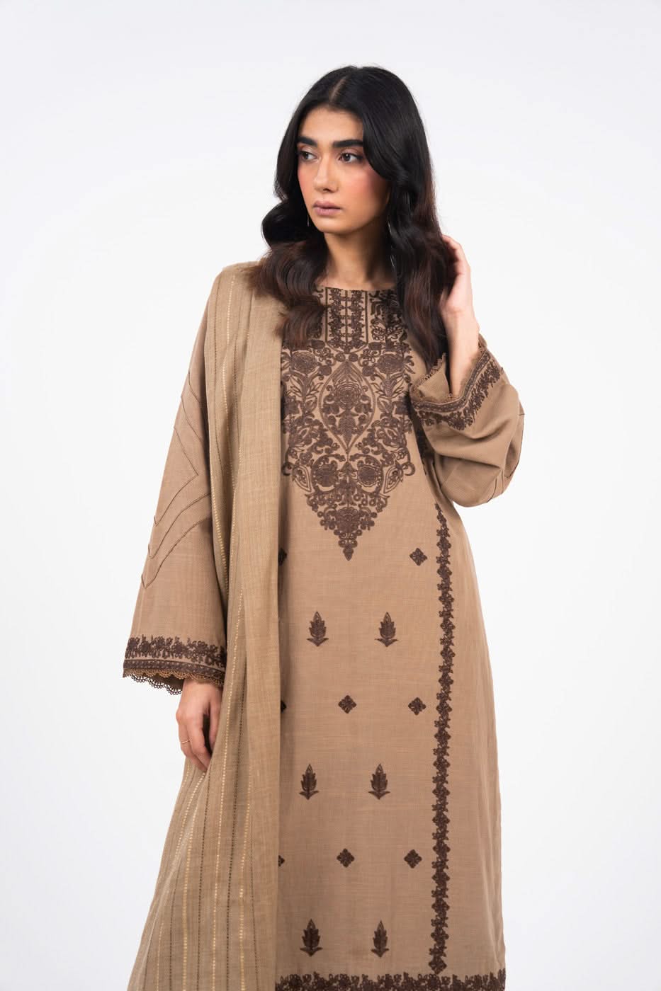 Al Karam | Winter 24 | FW-2.1-24 - Official Alkaram stockist in UK - Sakeena London