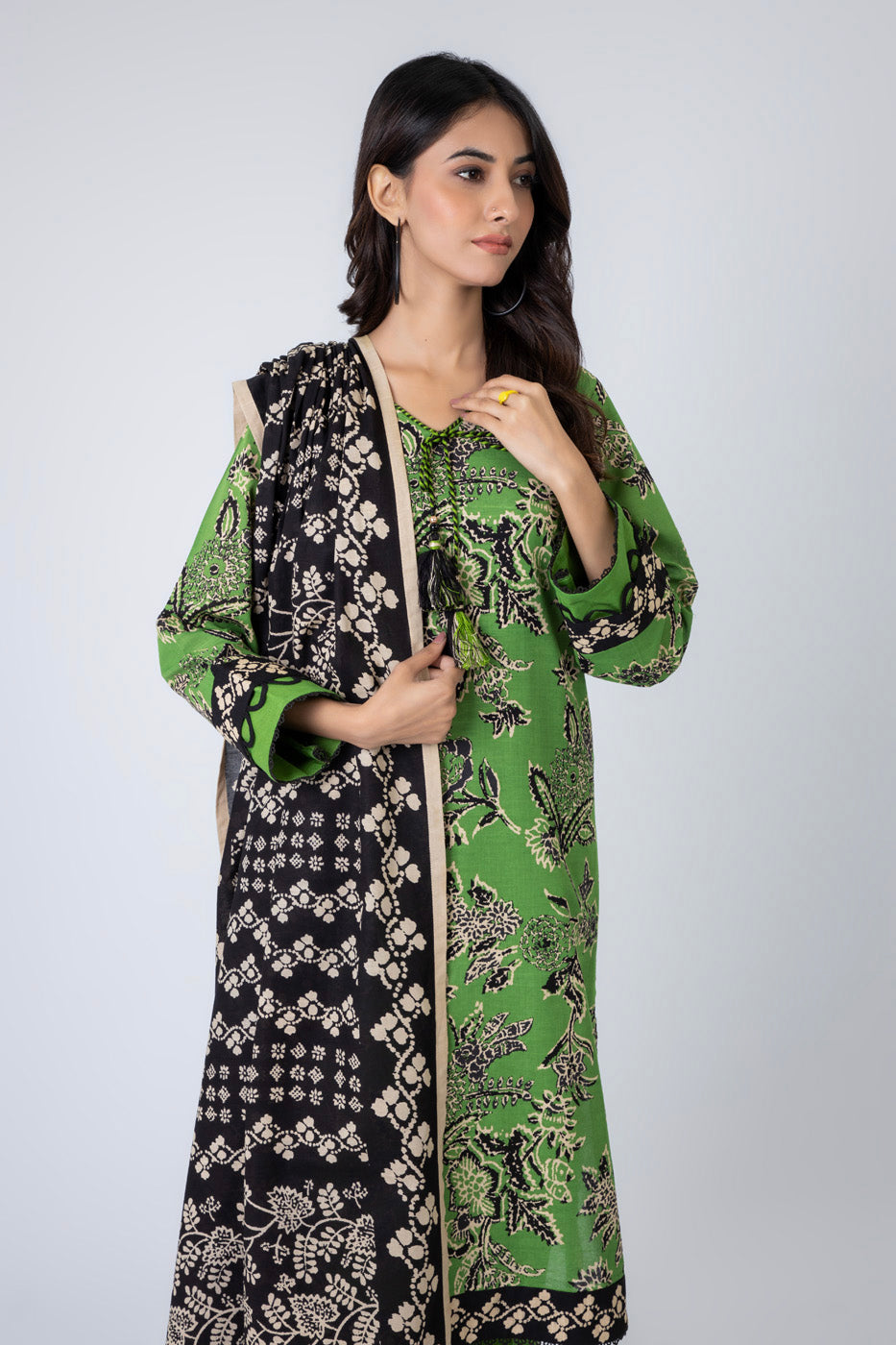 Al Karam | Winter 24 | FW-22.1-24 - Official Alkaram stockist in UK - Sakeena London