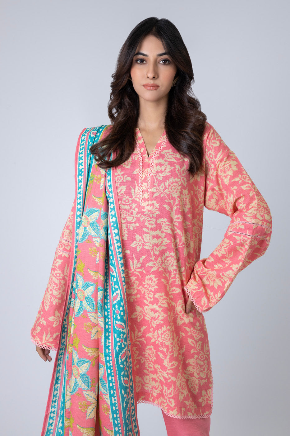 Al Karam | Winter 24 | FW-23.1-24 - Official Alkaram stockist in UK - Sakeena London