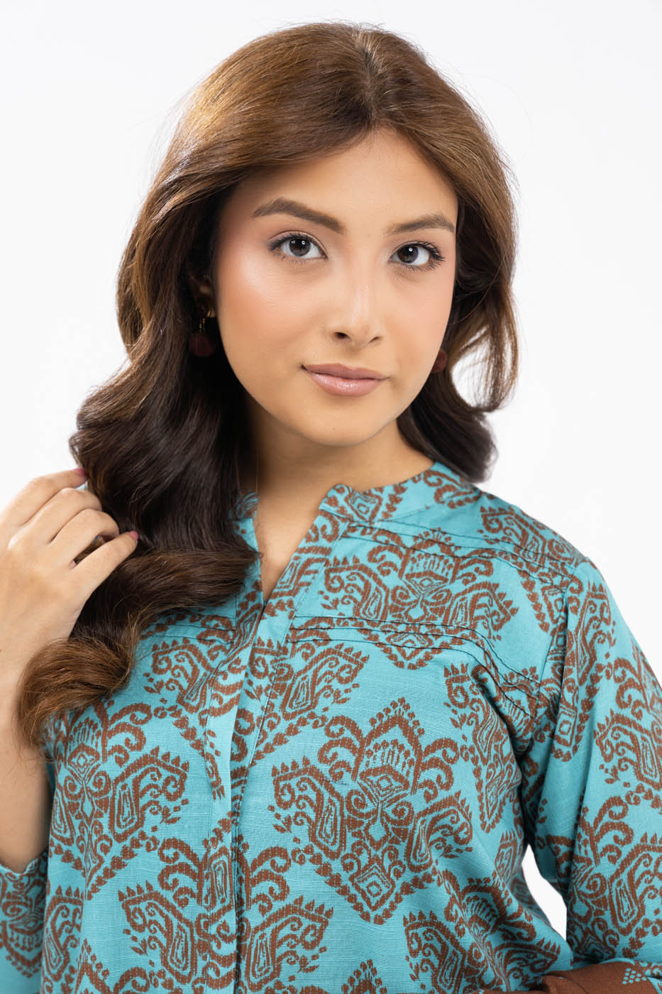 Al Karam | Winter 24 | FW-24.1-24 - Official Alkaram stockist in UK - Sakeena London