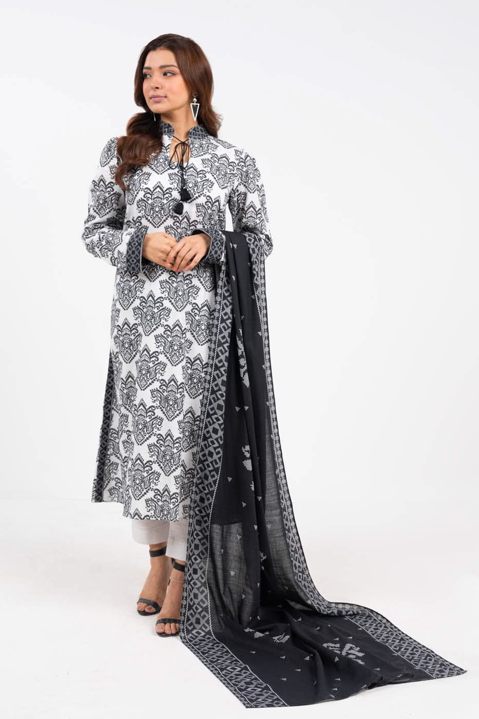 Al Karam | Winter 24 | FW-24.1-24 - Official Alkaram stockist in UK - Sakeena London