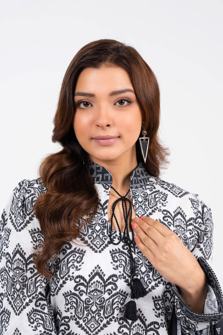 Al Karam | Winter 24 | FW-24.1-24 - Official Alkaram stockist in UK - Sakeena London