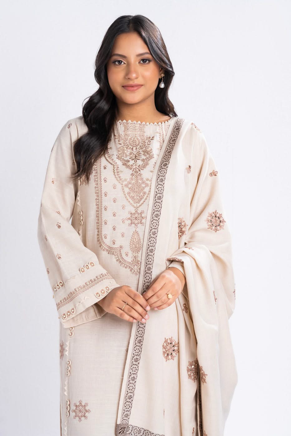 Al Karam | Winter 24 | FW-3.1-24 - Official Alkaram stockist in UK - Sakeena London
