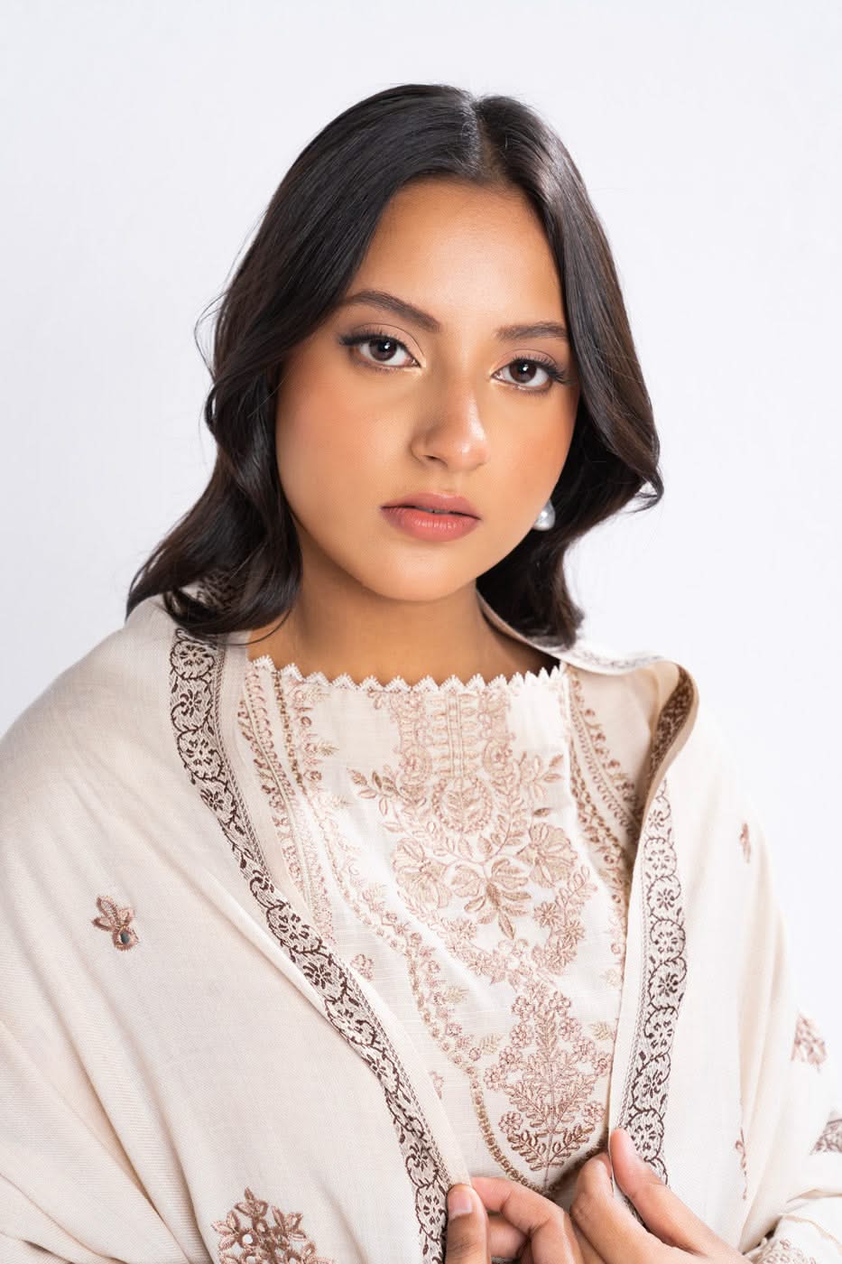 Al Karam | Winter 24 | FW-3.1-24 - Official Alkaram stockist in UK - Sakeena London