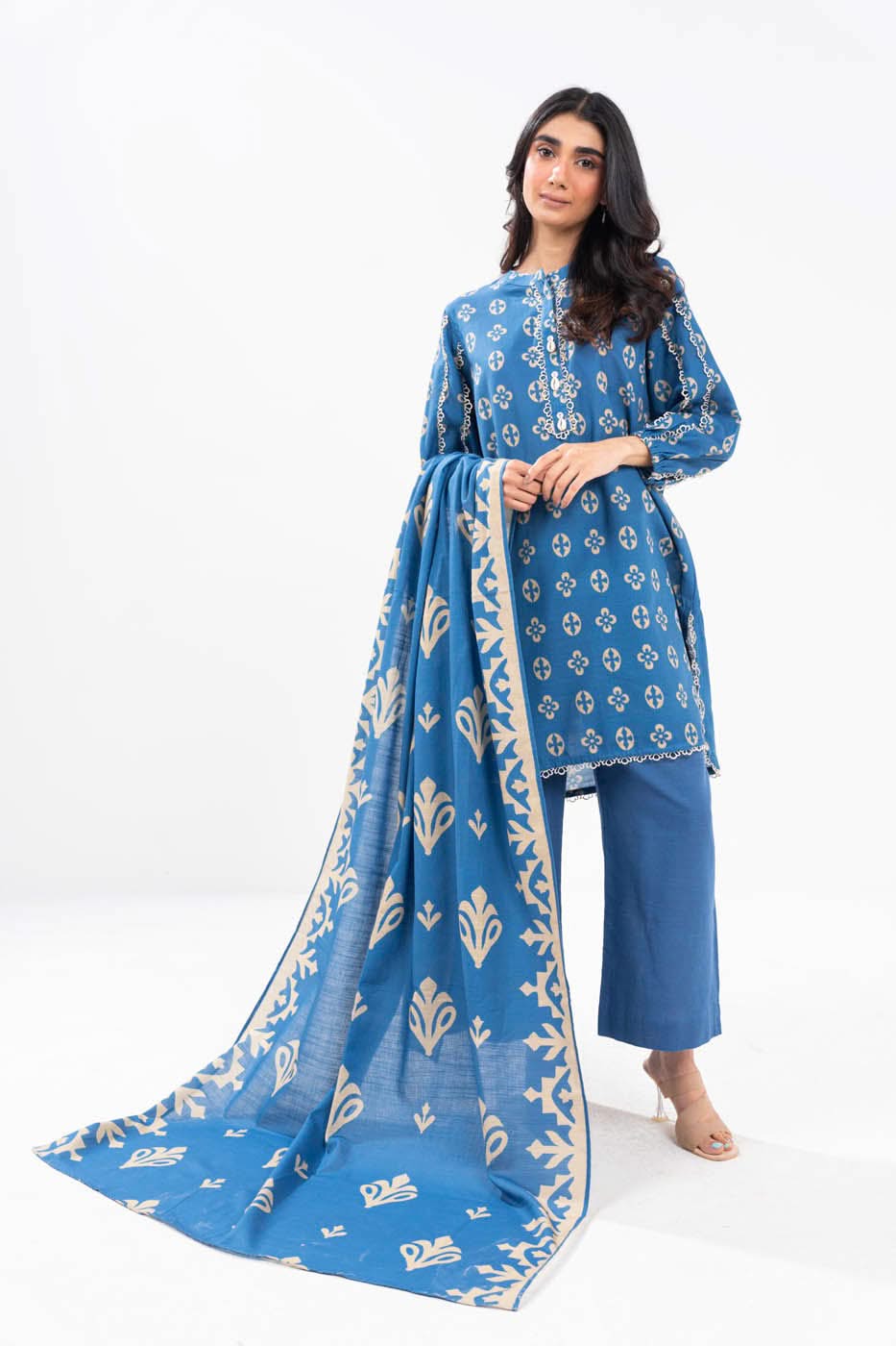 Al Karam | Winter 24 | FW-41.1-24 - Official Alkaram stockist in UK - Sakeena London