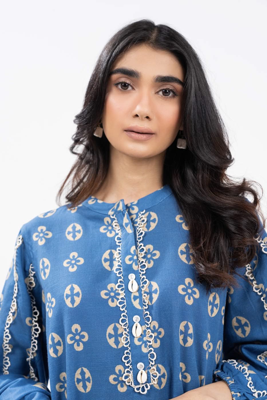 Al Karam | Winter 24 | FW-41.1-24 - Official Alkaram stockist in UK - Sakeena London