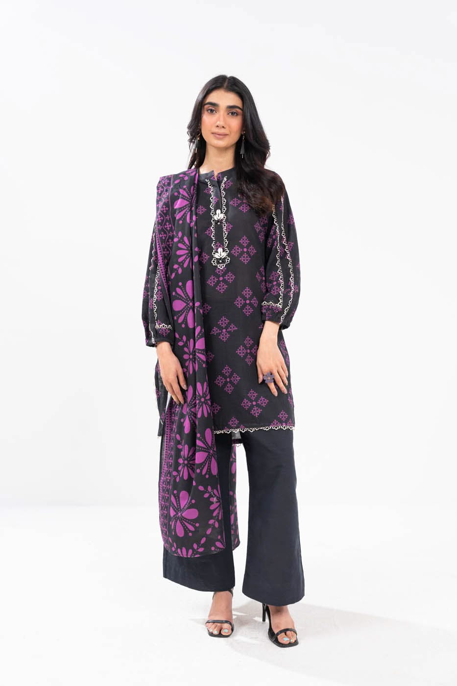 Al Karam | Winter 24 | FW-42.1-24 - Official Alkaram stockist in UK - Sakeena London