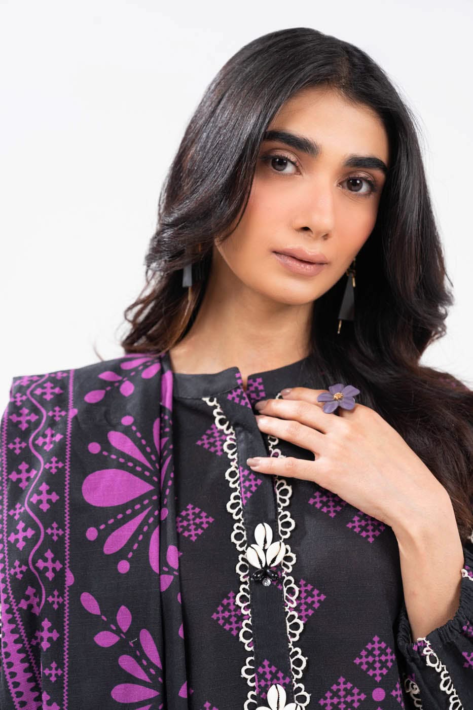 Al Karam | Winter 24 | FW-42.1-24 - Official Alkaram stockist in UK - Sakeena London
