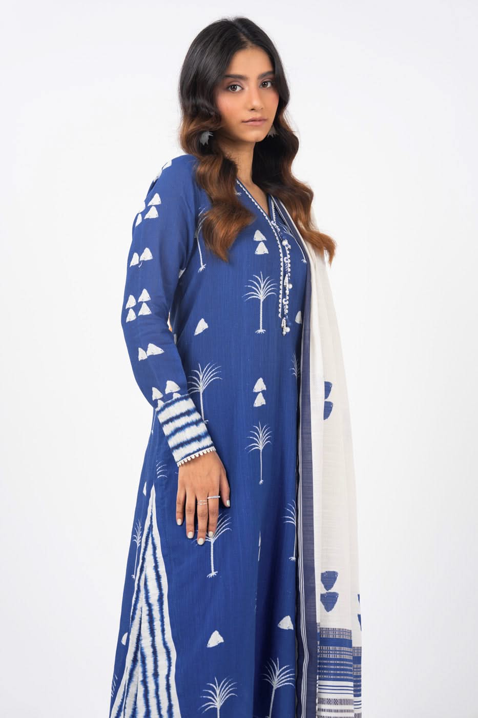 Al Karam | Winter 24 | FW-43.1-24 - Official Alkaram stockist in UK - Sakeena London