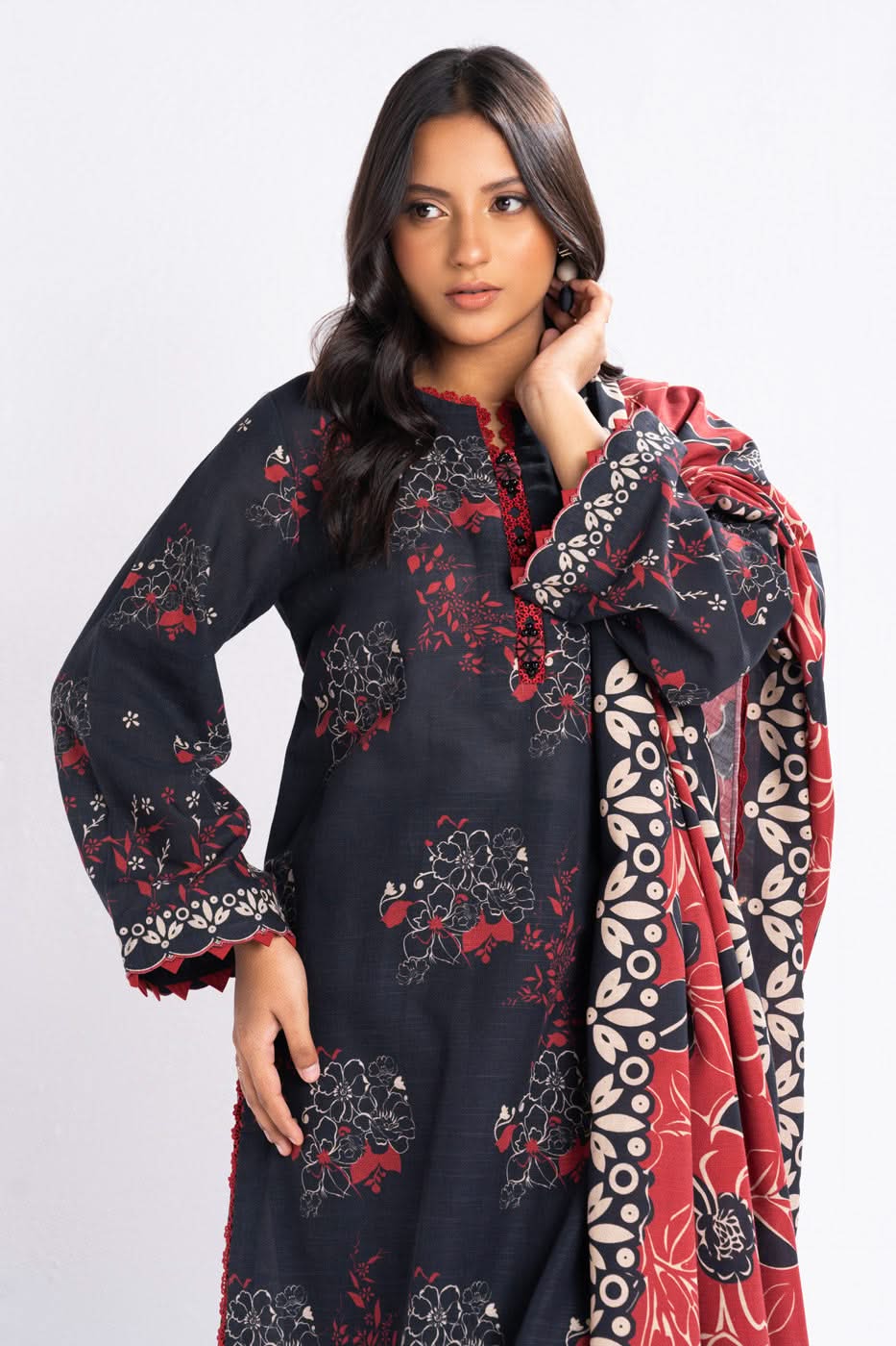 Al Karam | Winter 24 | FW-46.1 - Official Alkaram stockist in UK - Sakeena London