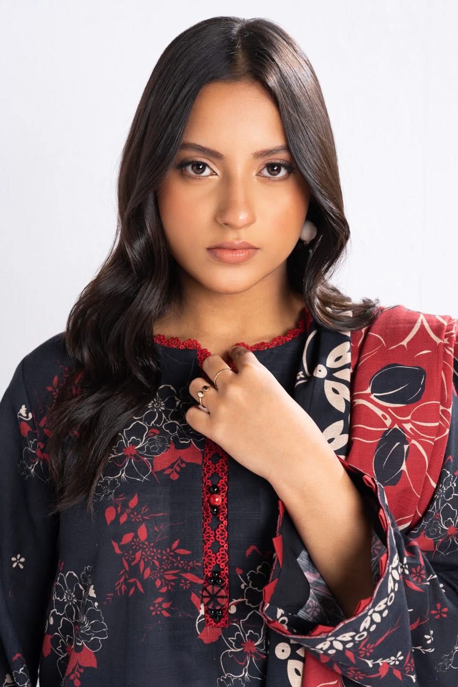 Al Karam | Winter 24 | FW-46.1 - Official Alkaram stockist in UK - Sakeena London