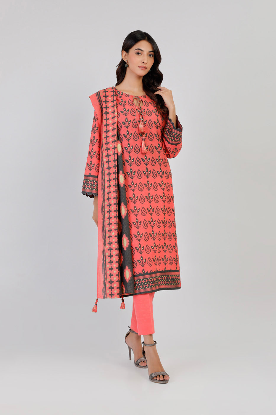 Al Karam | Winter 24 | FW-48.1-24 - Official Alkaram stockist in UK - Sakeena London