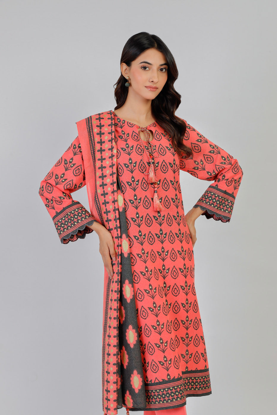 Al Karam | Winter 24 | FW-48.1-24 - Official Alkaram stockist in UK - Sakeena London